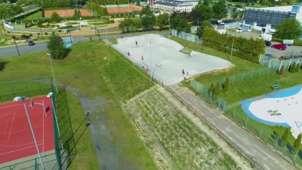 Skatepark Piotrkow Trybulanski Aerial View Poland High Quality Footage — Stok video