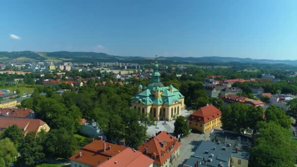 Zabytkowy Kościół Jelenia Góra Kosciol Lask Aerial View Poland Wysokiej — Wideo stockowe