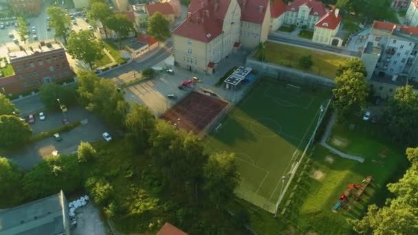 Campo Calcio Scolastico Walbrzych Szkola Boisko Vista Aerea Polonia Filmati — Video Stock