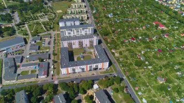 Bahçeler ve Konut Panorama Glogow Ogrody Ogrody Havacılık Görünümü Polonya. Yüksek kalite 4k görüntü