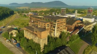 Eski Kömür Madeni Walbrzych Stara Kopalnia Wegla Hava Görüntüsü Polonya. Yüksek kalite 4k görüntü