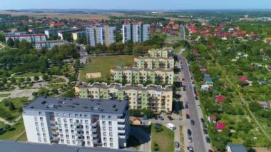 Bahçeler ve Konut Panorama Glogow Ogrody Ogrody Havacılık Görünümü Polonya. Yüksek kalite 4k görüntü