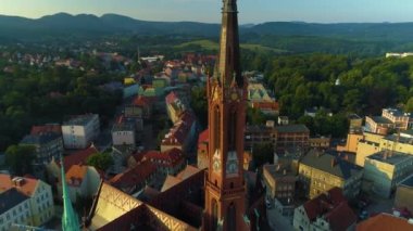 Walbrzych Kosciol Merkez Üniversite Kilisesi Hava Görüntüsü Polonya. Yüksek kalite 4k görüntü