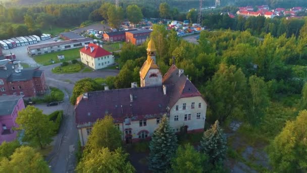 Abandonada Villa Walbrzych Opuszczona Willa Beethovena Aerial View Poland Imagens — Vídeo de Stock
