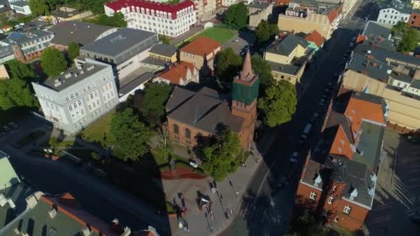 Kirche Nmp Gniezno Kosciol Luftaufnahme Polen Hochwertiges Filmmaterial — Stockvideo