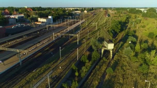 Estação Ferroviária Gniezno Stacja Kolejowa Vista Aérea Polónia Imagens Alta — Vídeo de Stock