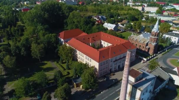 Basisschool Konin Szkola Podstawowa Luchtfoto Polen Hoge Kwaliteit Beeldmateriaal — Stockvideo