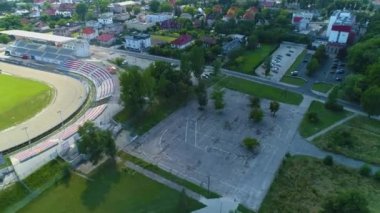 Ostrow Wielkopolski Stadyumu 'ndaki stadyum Polonya Hava Görüntüsü. Yüksek kalite 4k görüntü
