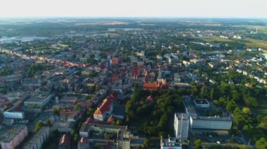 Ostrow Wielkopolski 'nin güzel Panorama' sı Krajobraz Hava Manzarası Polonya. Yüksek kalite 4k görüntü