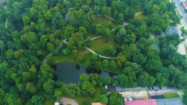 Staw Park Downtown Skierniewice Palác Prymasowski Aerial View Polsko Vysoce — Stock video