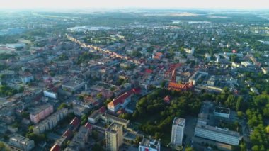 Ostrow Wielkopolski 'nin güzel Panorama' sı Krajobraz Hava Manzarası Polonya. Yüksek kalite 4k görüntü