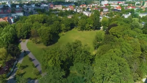 Park Centrum Downtown Ostrow Wielkopolski Airial View Poland 高品質4K映像 — ストック動画