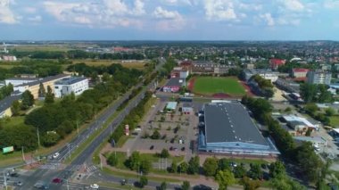 Ostrow Wielkopolski Stadyumu 'ndaki Ks Stadyumu hava manzaralı Polonya. Yüksek kalite 4k görüntü