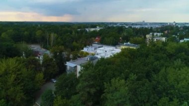 Forest Hospital Piaseczno Szpital Swietej Anny Aerial View Poland. Yüksek kalite 4k görüntü