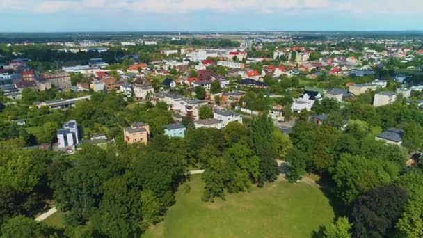 Park Centrum Downtown Ostrow Wielkopolski Airial View Poland 高品質4K映像 — ストック動画