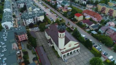 Kilise Piaseczno Kosciol Matki Bozej Hava Manzarası Polonya. Yüksek kalite 4k görüntü