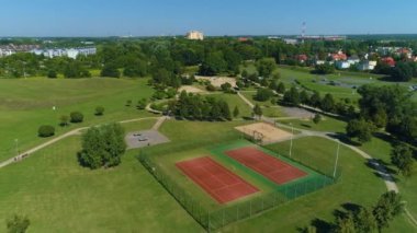 Zastawnika Meydanı Tenis Sahası Lubin Skwer Hava Görüntüsü Polonya. Yüksek kalite 4k görüntü