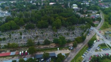 Pruszkow Cmentip Hava Manzaralı Polonya 'daki Mezarlığı. Yüksek kalite 4k görüntü