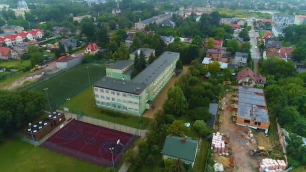 Szkoła Podstawowa Playing Field Skierniewice Szkola Boisko Aerial View Poland — Wideo stockowe