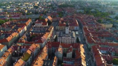 Eski Kent Pazarı Kalisz Ratusz Miasto Rynek Hava Görüntüsü Polonya. Yüksek kalite 4k görüntü