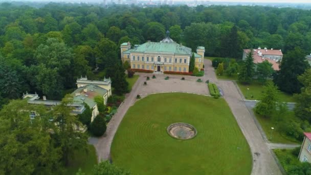 Возрожденный Дворец Скиф Палац Примасовски Воздушный Вид Польши Высококачественные Кадры — стоковое видео