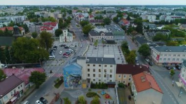 Pilsudski Meydanı Çeşmesi Piaseczno Plac Fontana Havadan Görünümü Polonya. Yüksek kalite 4k görüntü