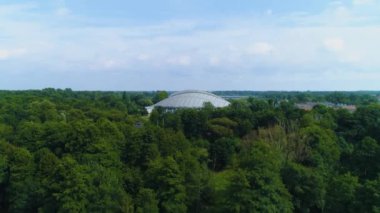 Güzel Panorama Arena Pruszkow Pond Stawy Park Havacılık Manzarası Polonya. Yüksek kalite 4k görüntü