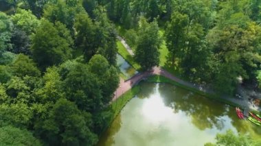 Köprü Ponds Pruszkow En Stawy Potulickich Hava Manzaralı Polonya. Yüksek kalite 4k görüntü