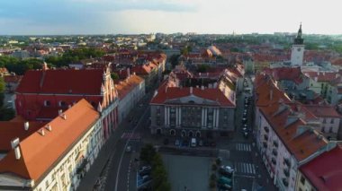 Eski şehir merkezi Kalisz Plac Jozefa Hava Manzarası Polonya. Yüksek kalite 4k görüntü