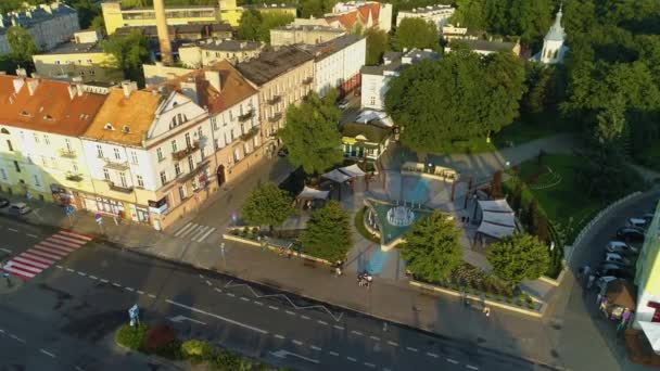 Фонтан Downtown Centrum Kalisz Fontanna Noce Dnie Aerial View Poland — стокове відео