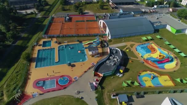 Sportovní Centrum Plavecký Bazén Tenis Střelnice Lubin Basen Aerial View — Stock video