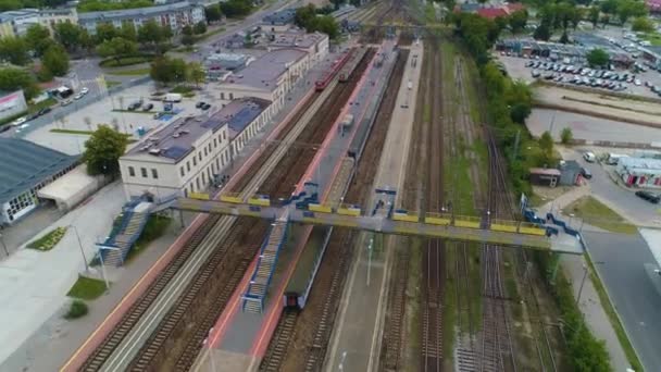 Railway Station Tracks Footbridge Bialystok Dworzec Kolejowy Aerial View Polsko — Stock video