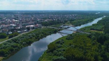 Narew Nehri Köprüsü Ostroleka En Rzeka Hava Görüntüsü Polonya. Yüksek kalite 4k görüntü
