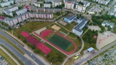 İlkokul oyun parkı Bialystok Boisko Szkola Hava Sahası Polonya. Yüksek kalite 4k görüntü