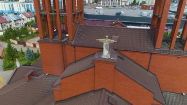 Ostroleka Kilisesi Kosciol Zbawiciela Swiata Havacılık Görünümü Polonya. Yüksek kalite 4k görüntü