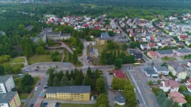 Güzel Panorama Hastanesi Evleri Ostroleka Krajobraz Hava Manzaralı Polonya. Yüksek kalite 4k görüntü