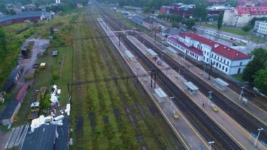 Tren İstasyonu Elk Dworzec Kolejowy Hava Görüntüsü Polonya. Yüksek kalite 4k görüntü