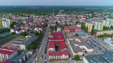 Şehir merkezindeki Ostroleka Konutları Srodmiescie Havacılık Görünümü Polonya. Yüksek kalite 4k görüntü