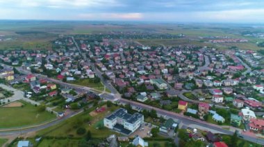 Güzel Panorama Evleri Pond Suwalki Krajobraz Kubbeli Hava Manzaralı Polonya. Yüksek kalite 4k görüntü