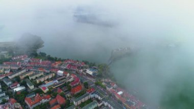 Sis Güzel Panorama Geyiği Mgla Krajobraz Hava Görüntüsü Polonya. Yüksek kalite 4k görüntü