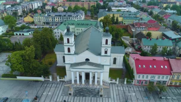 Plac Pilsudski Square Church Kosciol Aleksandra Suwalki Aerial View Polsko — Stock video