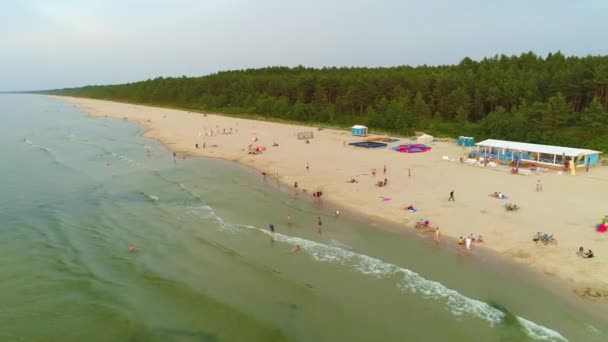 Όμορφη Παραλία Katy Rybackie Plaza Aerial View Πολωνία Υψηλής Ποιότητας — Αρχείο Βίντεο