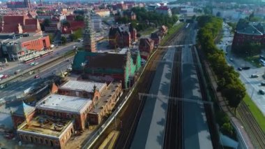 Tren İstasyonu Ana Gdansk Dworzec Kolejowy Hava Görüntüsü Polonya. Yüksek kalite 4k görüntü