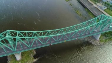 Yeşil Köprü Nehri Vistula Wloclawek En Zielony Wisla Hava Manzarası Polonya. Yüksek kalite 4k görüntü