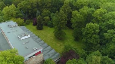 Park Tadeusza Kosciuszki Kütüphanesi Koszalin Biblioteka Hava Görüntüsü Polonya. Yüksek kalite 4k görüntü