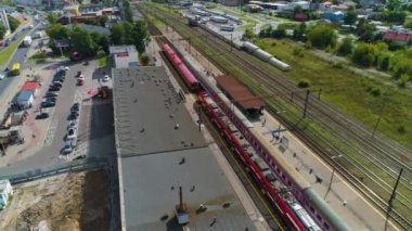 Tren İstasyonu Wloclawek Dworzec Kolejowy Pkp Hava Görüntüleme Polonya. Yüksek kalite 4k görüntü
