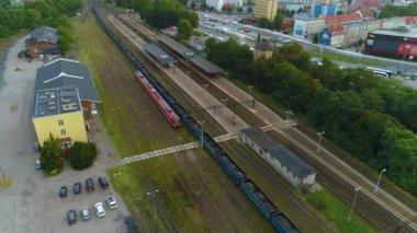 Koszalin Tren İstasyonu Dworzec Kolejowy Hava Görüntüleme Polonya. Yüksek kalite 4k görüntü