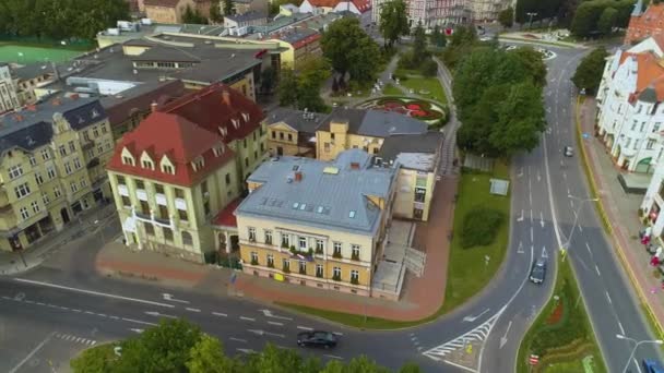 Small Council Slupsk Maly Ratusz Plac Zwyciestwa Aerial View Poland — Stock video