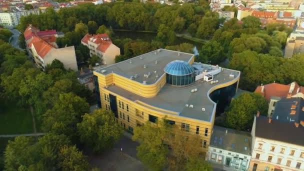 Library Park Wiosny Ludow Gorzow Wielkopolski Biblioteka Aerial View Poland — стокове відео