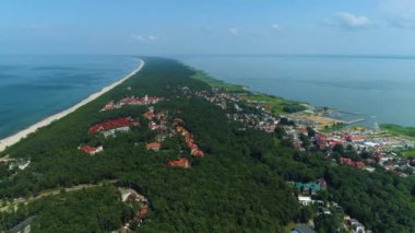 Güzel manzara Krynica Morska Piekny Krajobraz Hava Manzarası Polonya. Yüksek kalite 4k görüntü